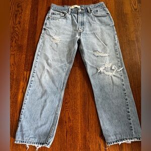 Vintage Distressed Levi’s Light Wash 34/30 505’s
